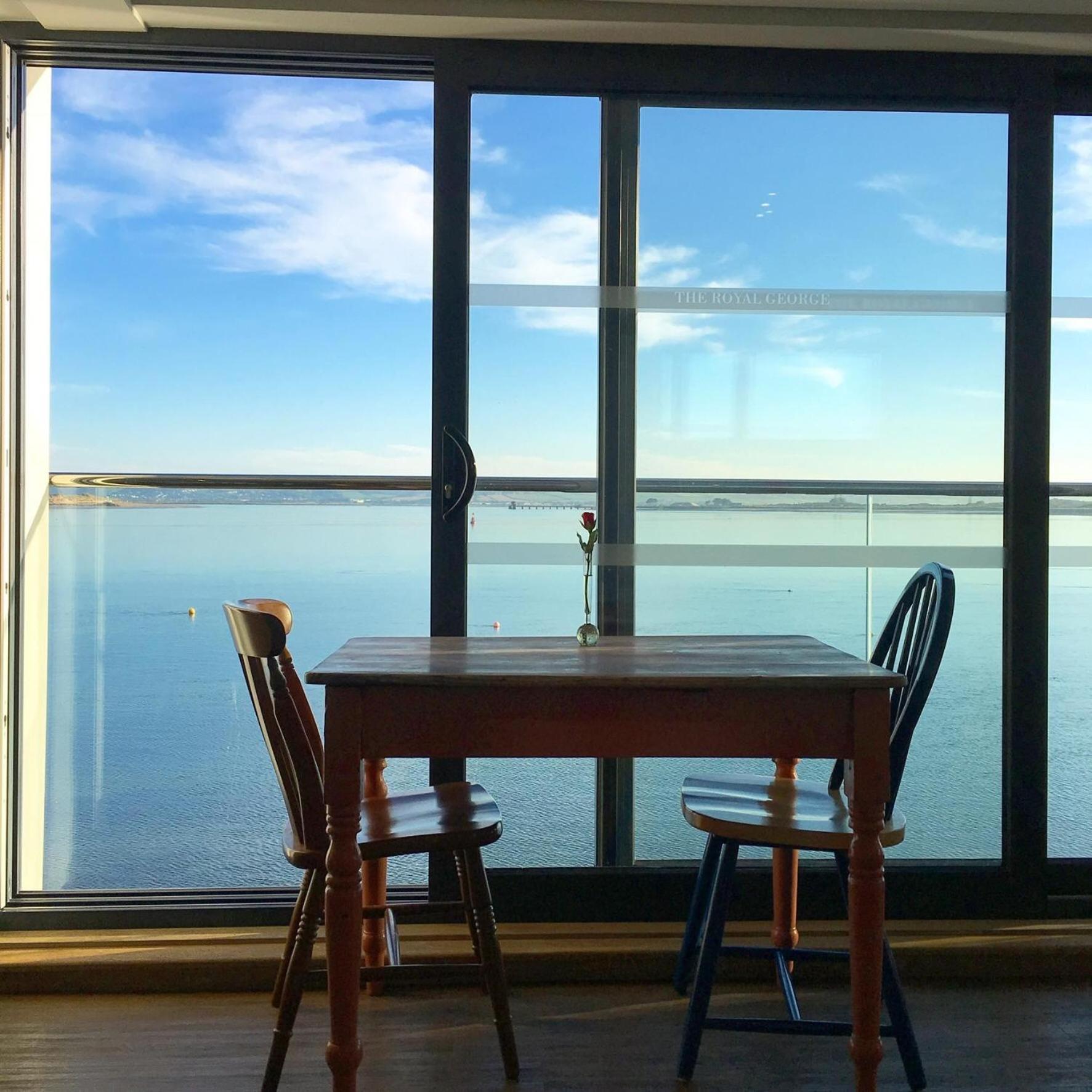 The Royal George Hotel Appledore Bagian luar foto